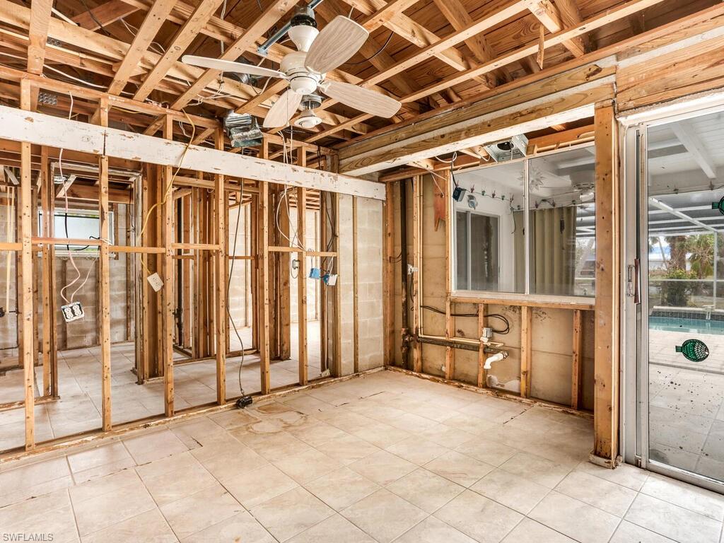 WEST ROCKS - Residential