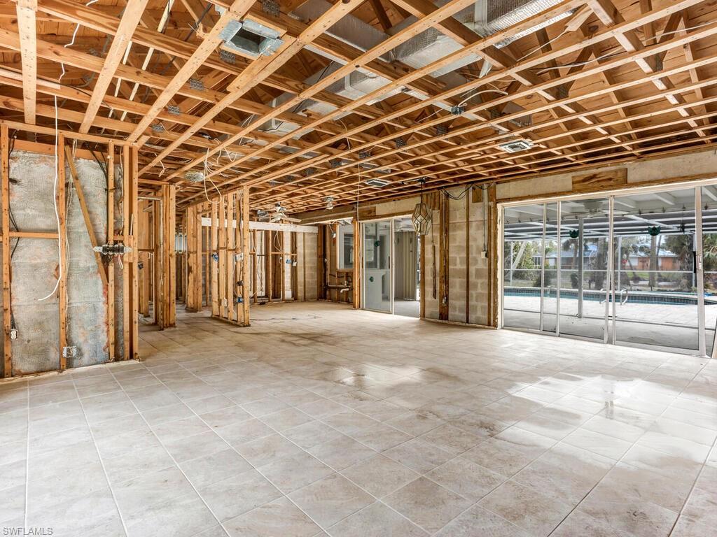 WEST ROCKS - Residential