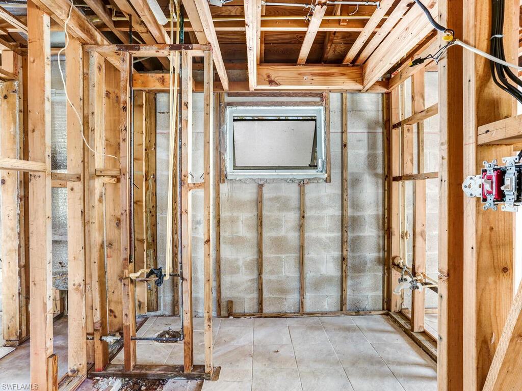 WEST ROCKS - Residential