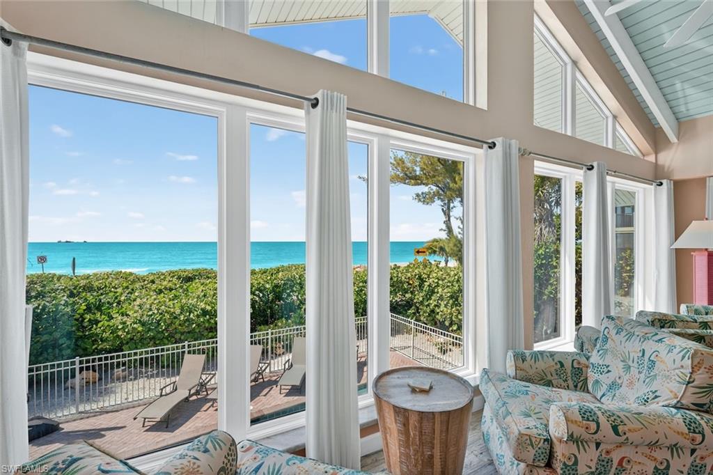 15301 Captiva DR
