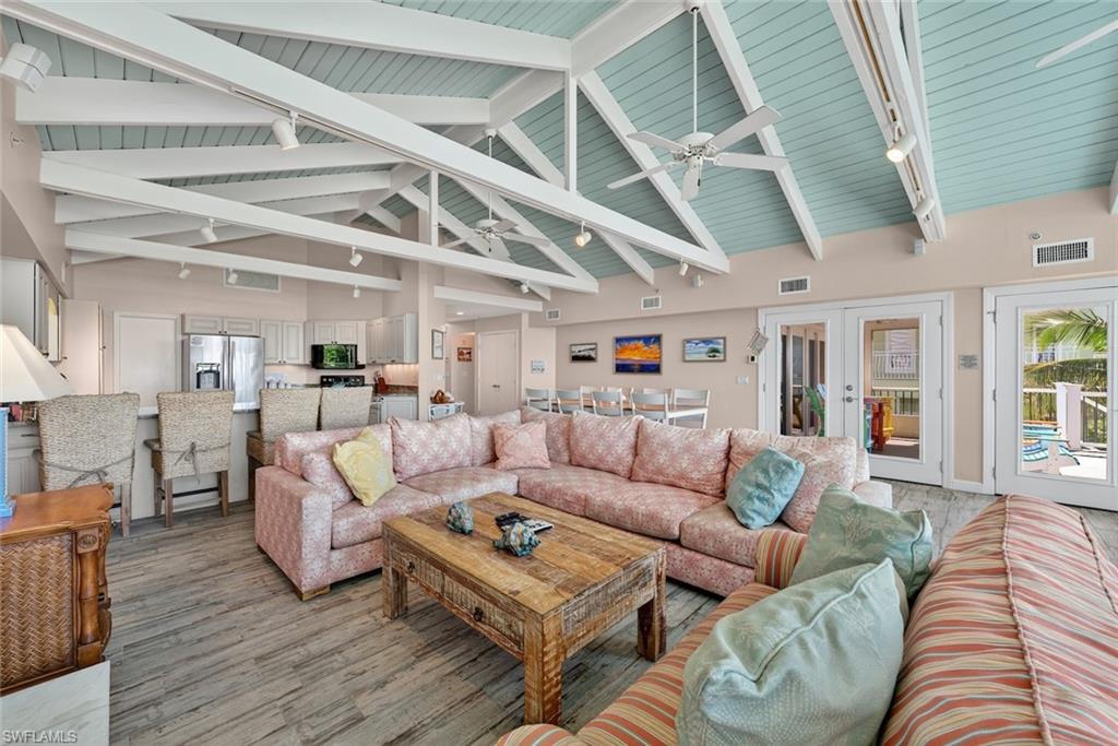 GORES A M SUBD - Residential