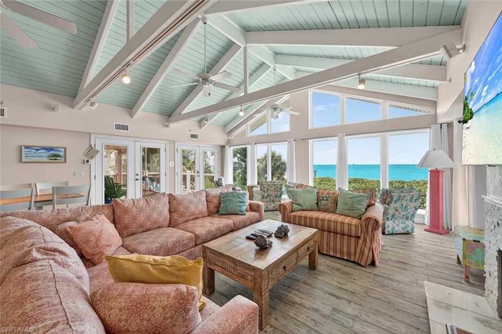 15301 Captiva DR