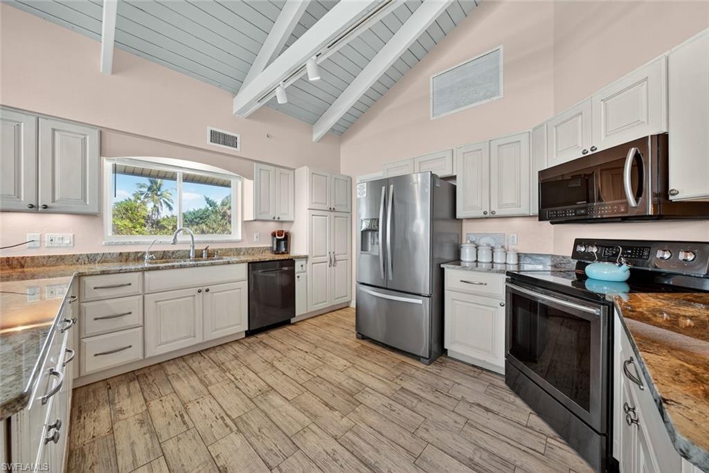 GORES A M SUBD - Residential