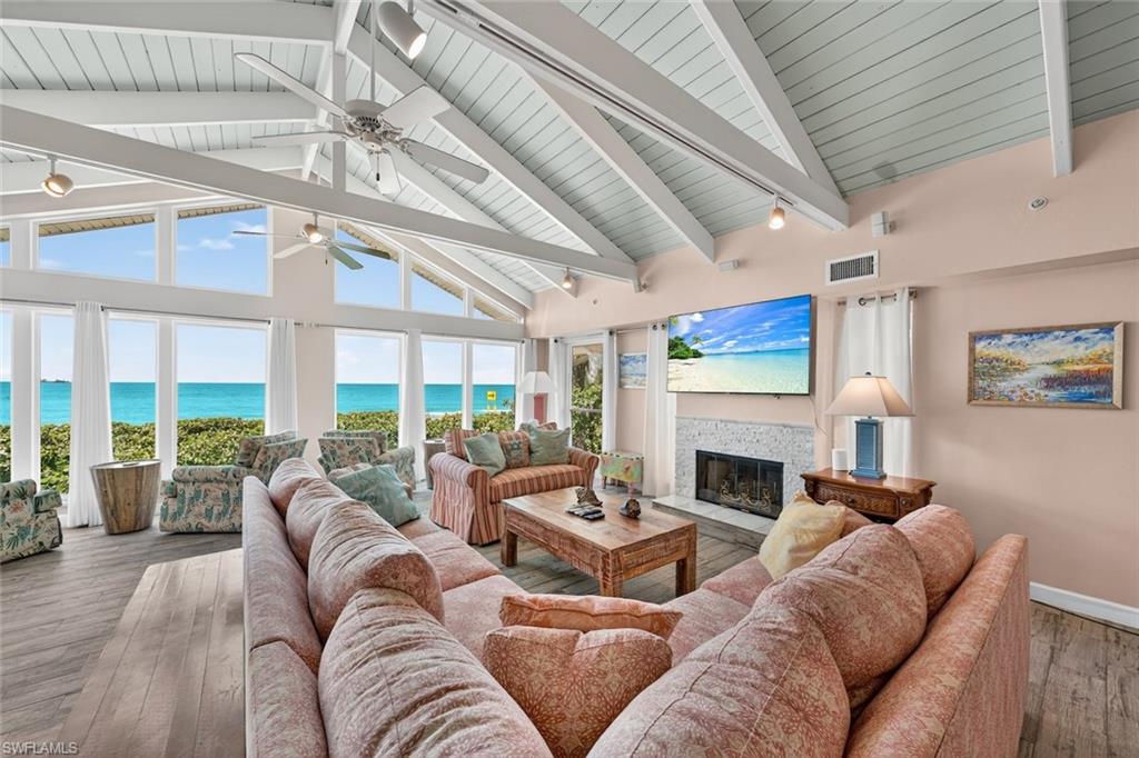 GORES A M SUBD - Residential