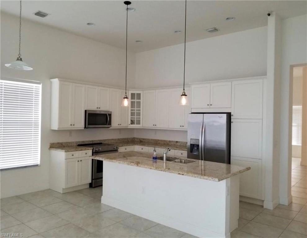 MAPLE RIDGE - Residential Lease