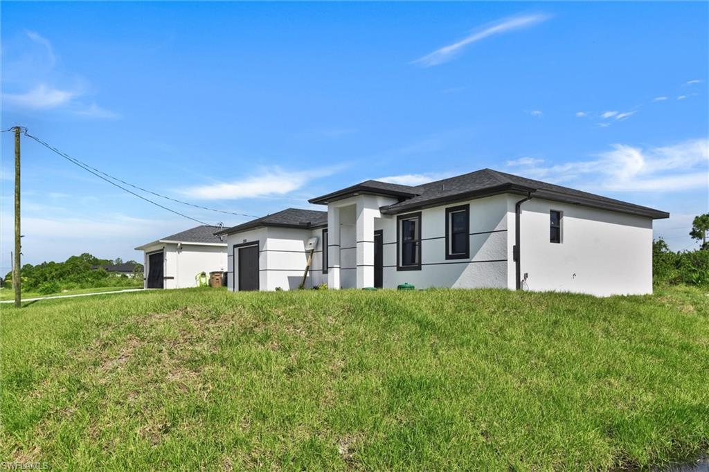 LEHIGH ACRES - Residential