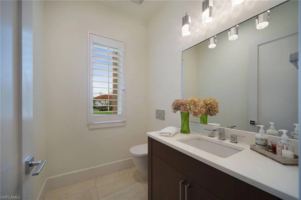 TOWN AND RIVER - Residential