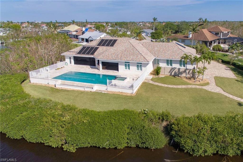 TOWN AND RIVER - Residential