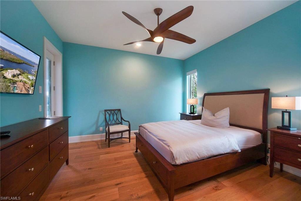 TOWN AND RIVER - Residential