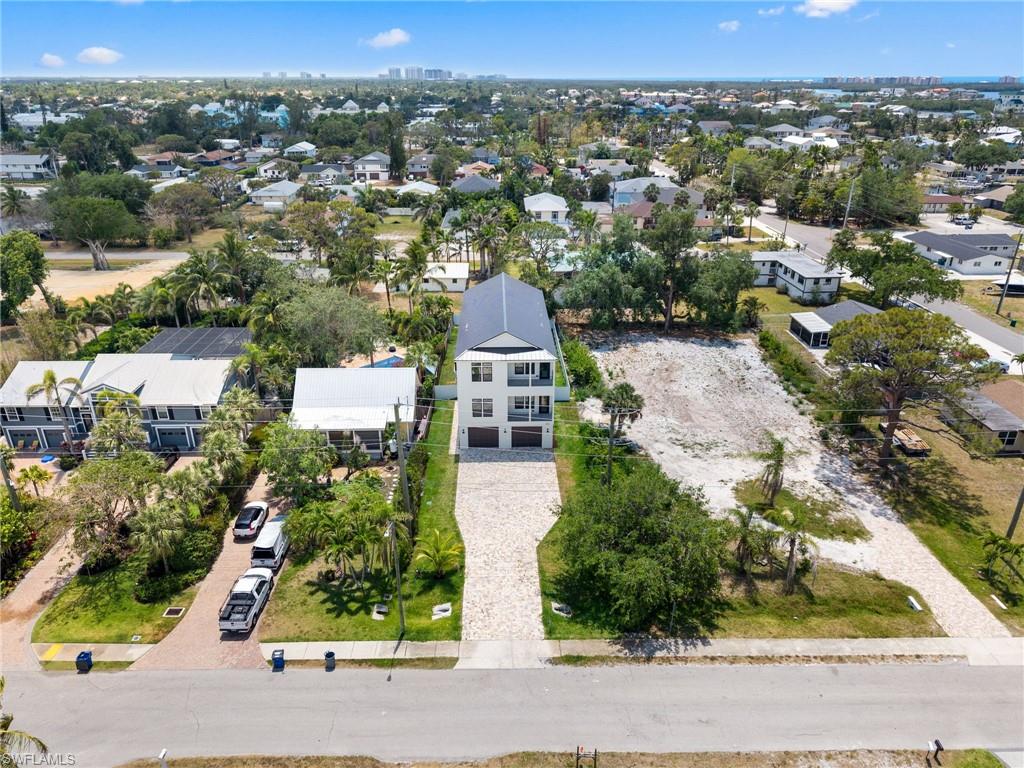4451 Tarpon AVE