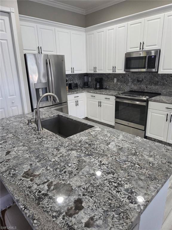 PORTOFINO - Residential Lease