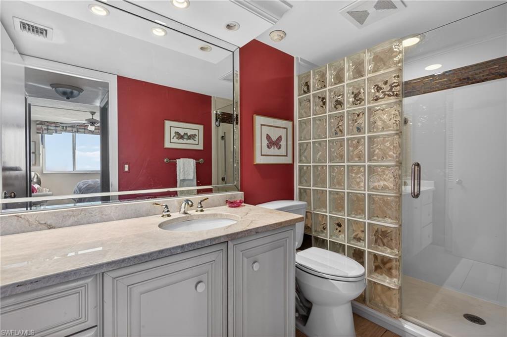 CAPER BEACH CLUB - Residential