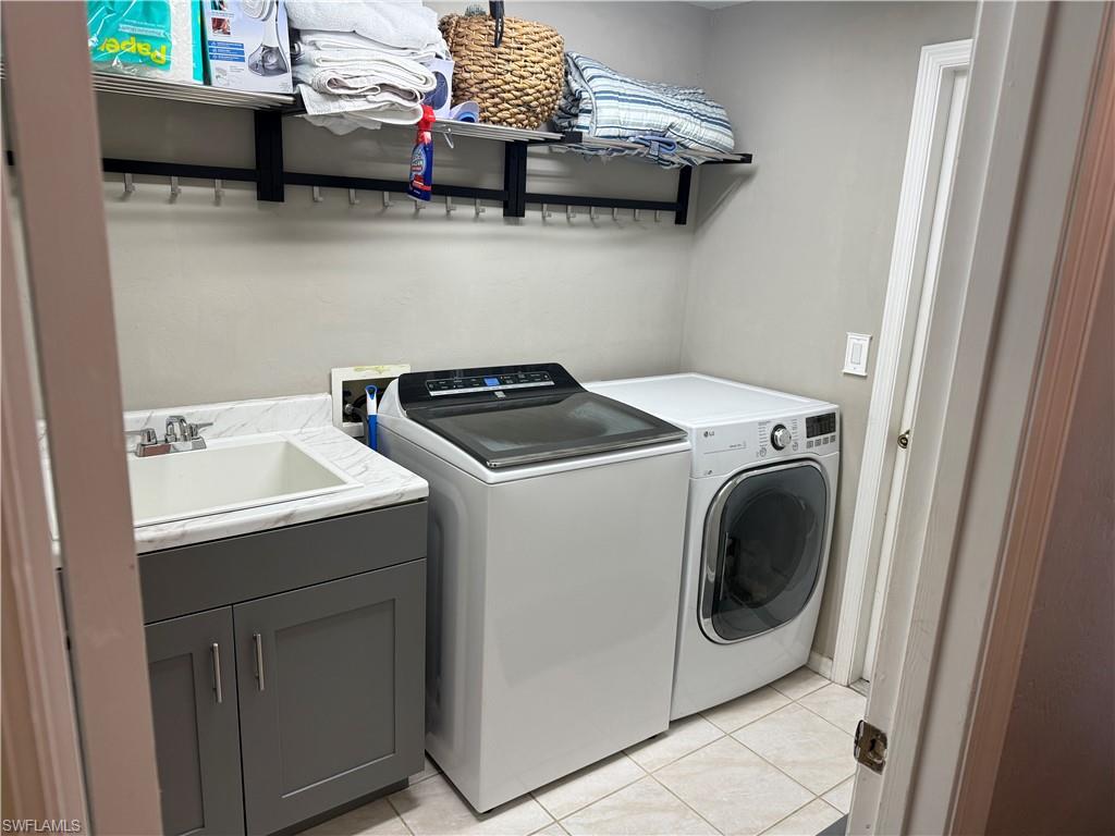 THREE OAKS - Residential Lease