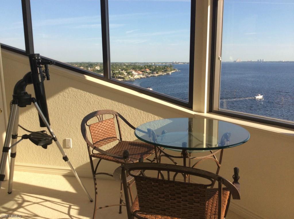 RIVERS CONDO - Residential