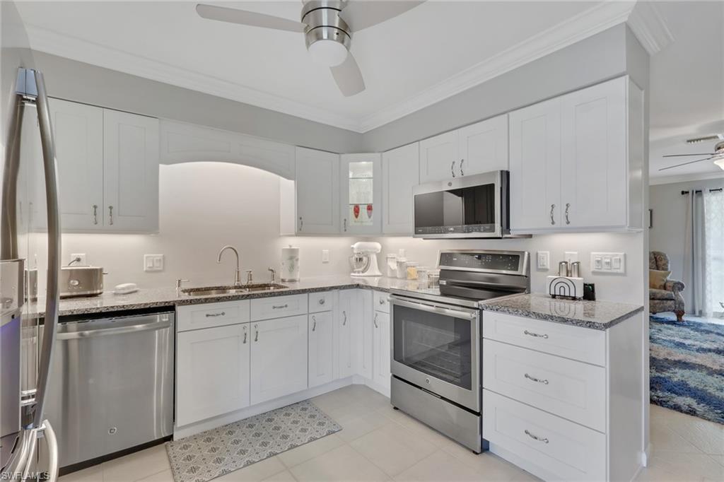 175 Crown DR 8