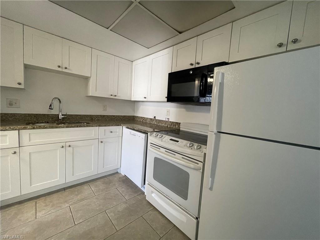 WINDSOR WEST - Residential