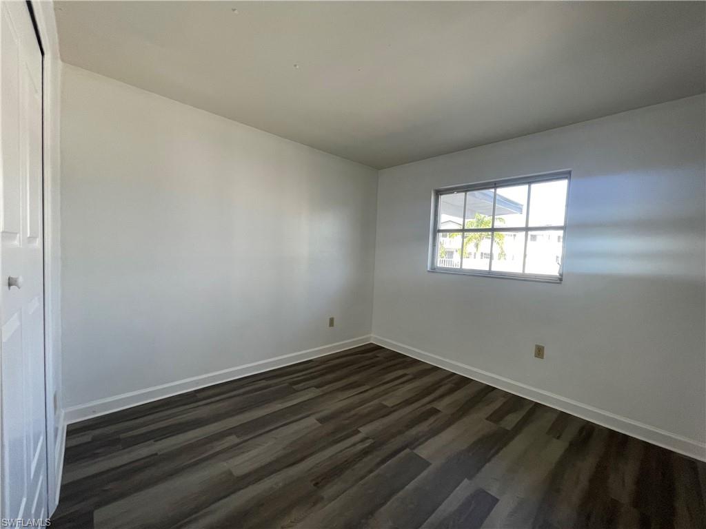 WINDSOR WEST - Residential