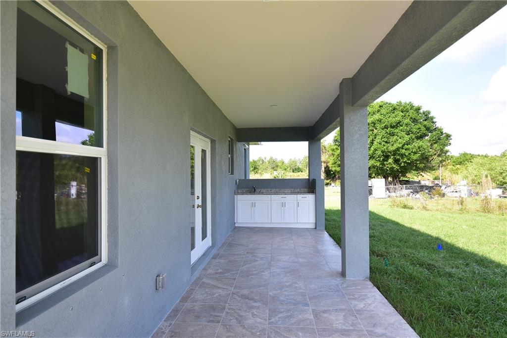 GOLDEN GATE ESTATES - Residential