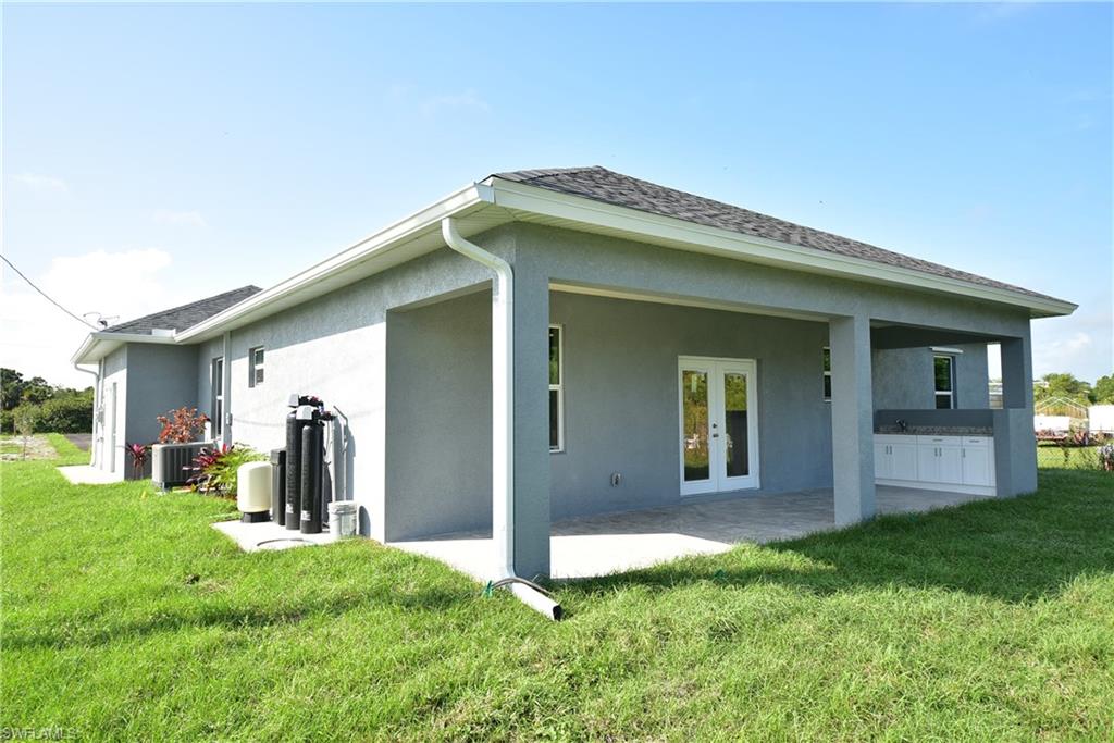 GOLDEN GATE ESTATES - Residential