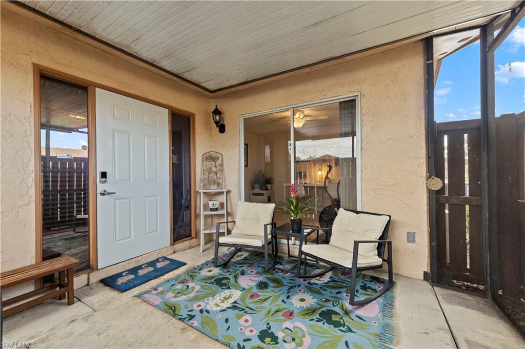 ROYAL WOODS - Residential