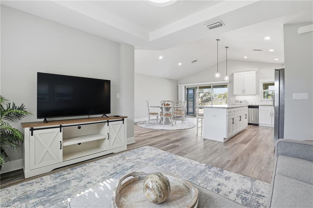 CAPE CORAL - Residential Lease