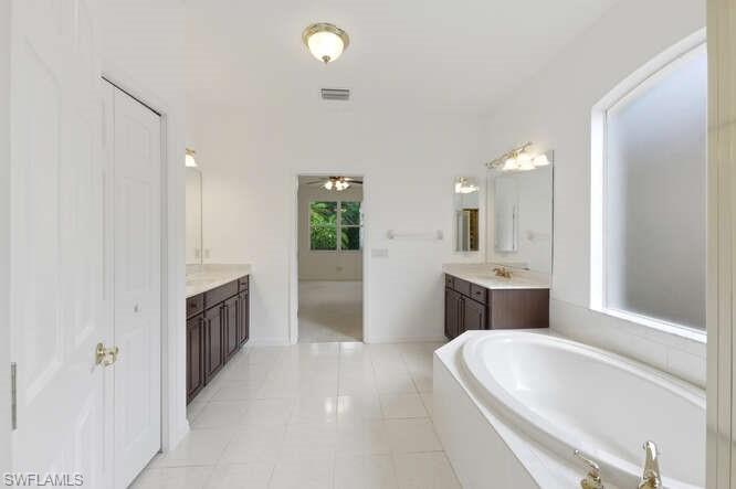 CASA DEL LAGO - Residential