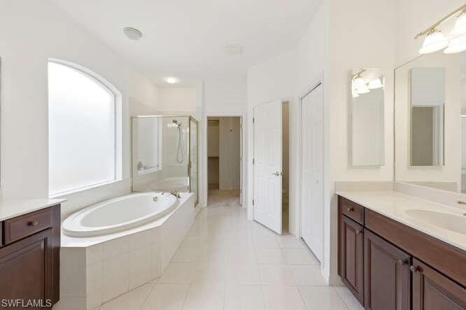 CASA DEL LAGO - Residential