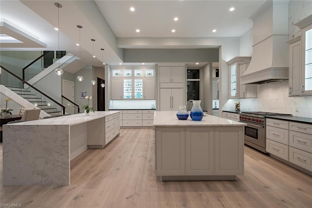 ROYAL HARBOR - Residential