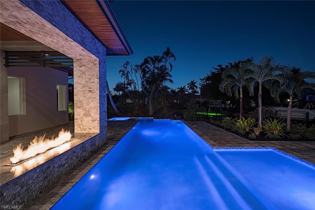 ROYAL HARBOR - Residential