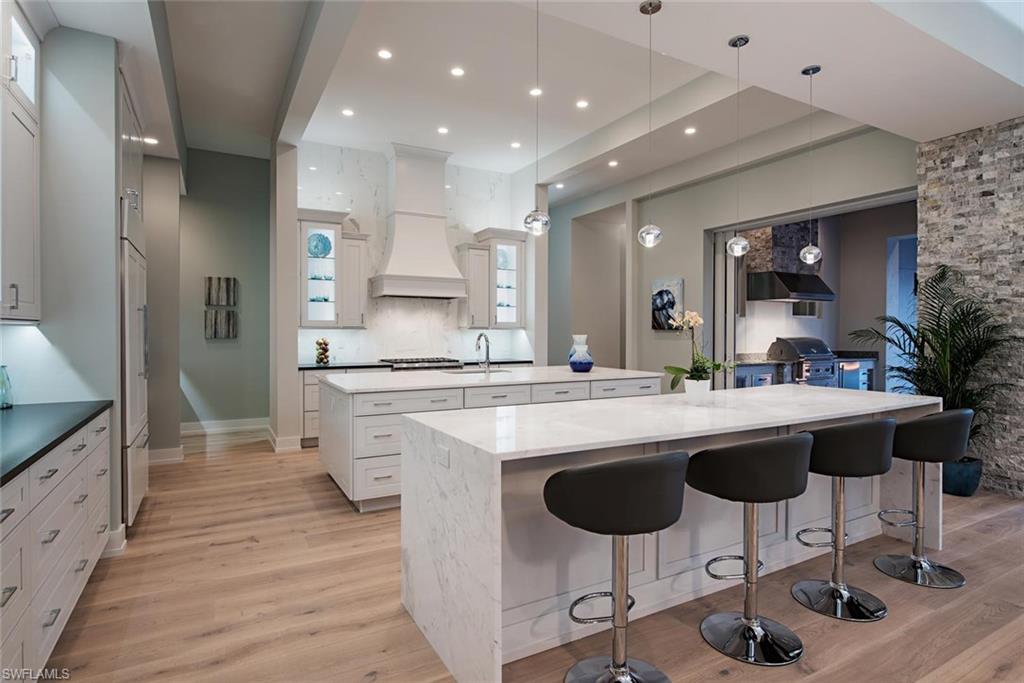 ROYAL HARBOR - Residential