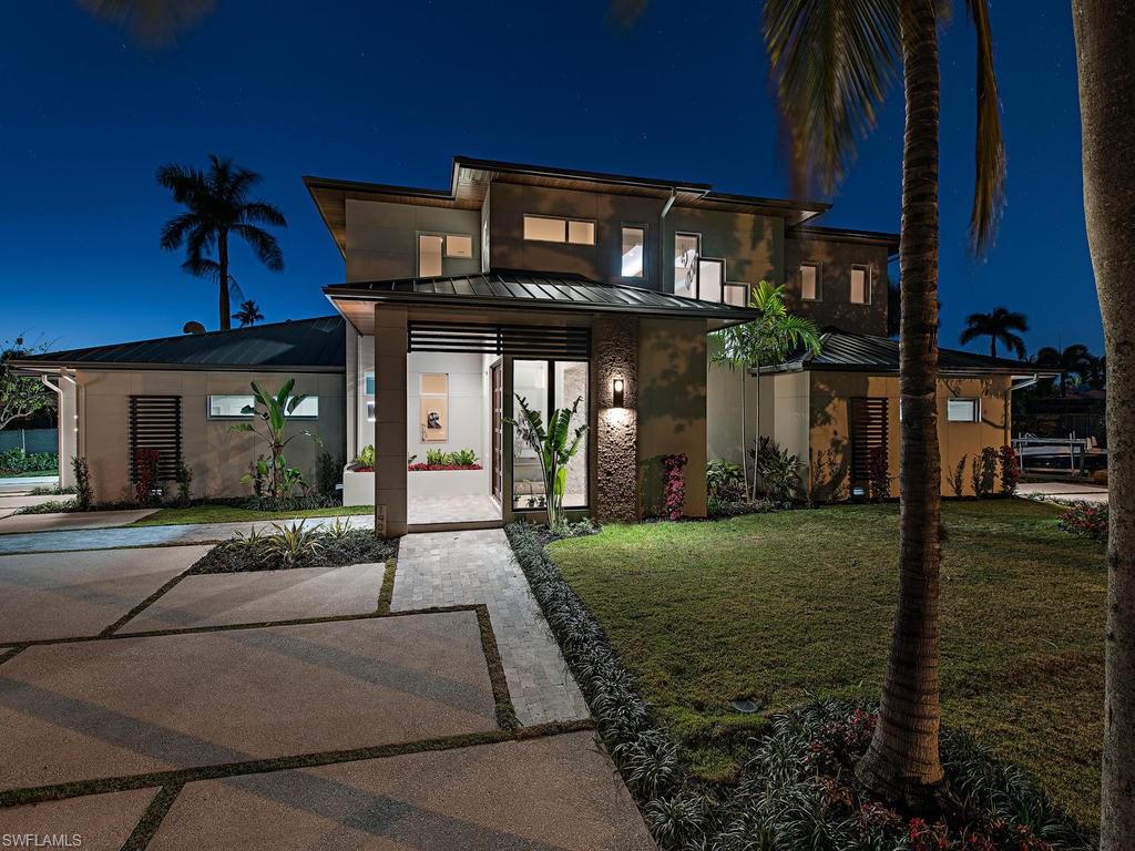 ROYAL HARBOR - Residential