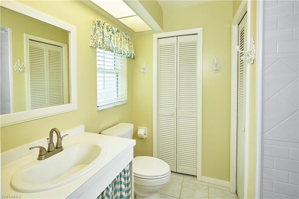 IMPERIAL SHORES - Residential