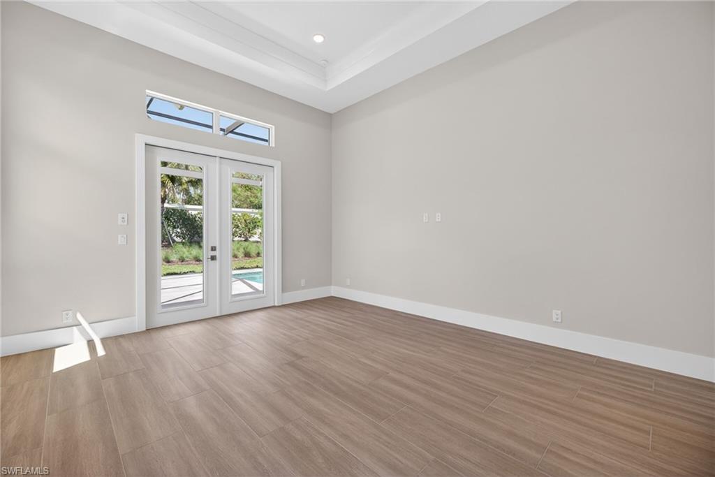 CAYMAS - Residential Lease