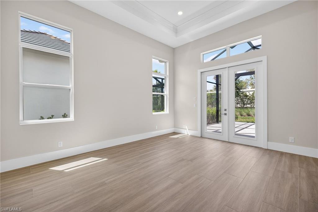 CAYMAS - Residential Lease