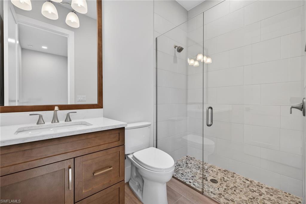 CAYMAS - Residential Lease