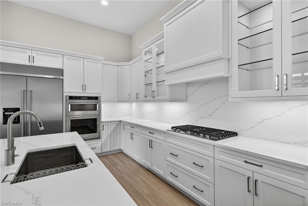 CAYMAS - Residential Lease