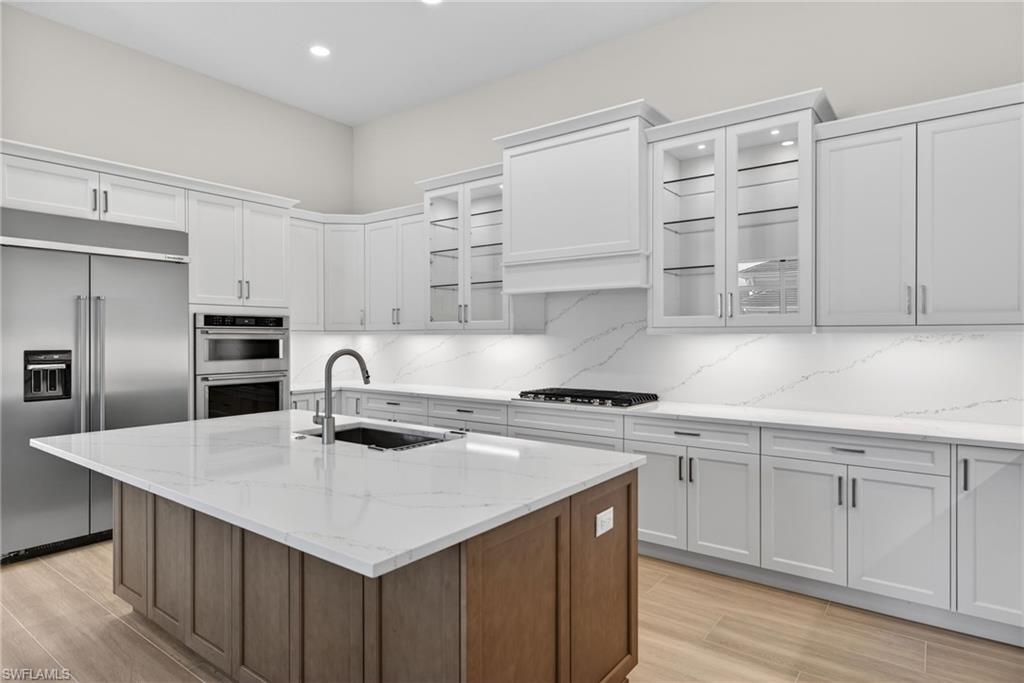 CAYMAS - Residential Lease