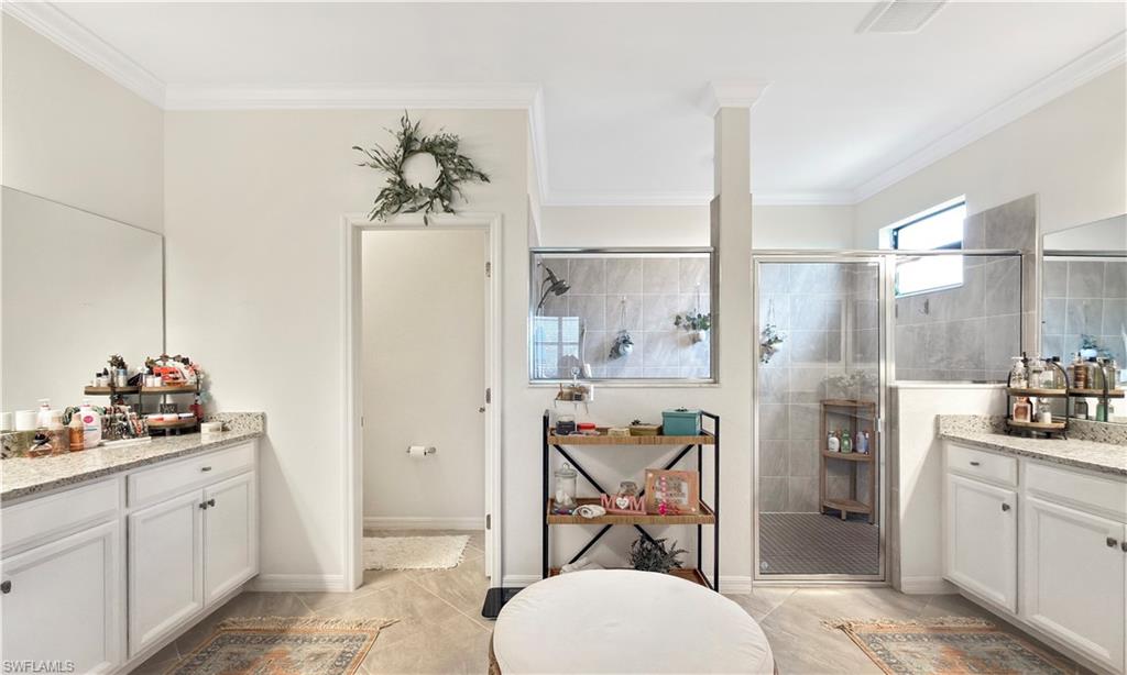 PORTICO - Residential