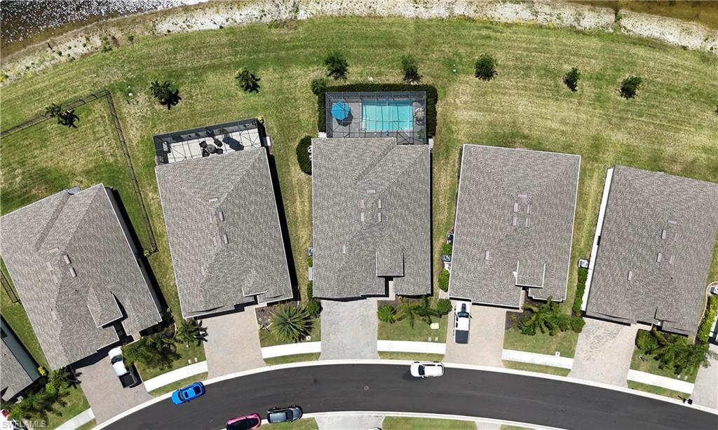 PORTICO - Residential