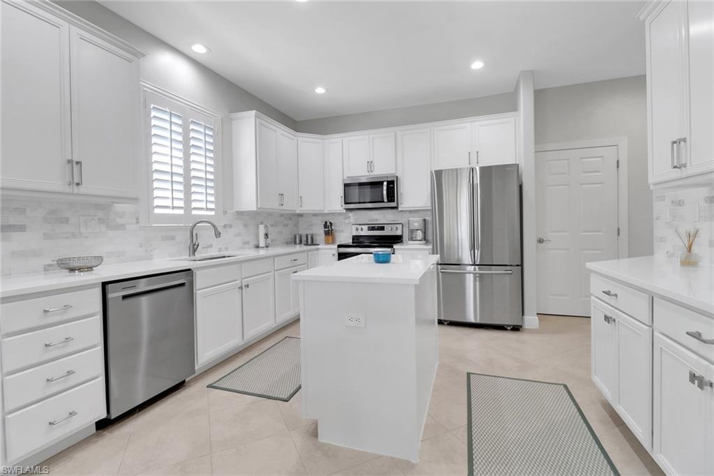 THE ENCLAVE - Residential