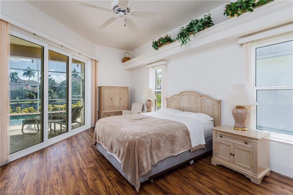 MARCO BEACH - Residential