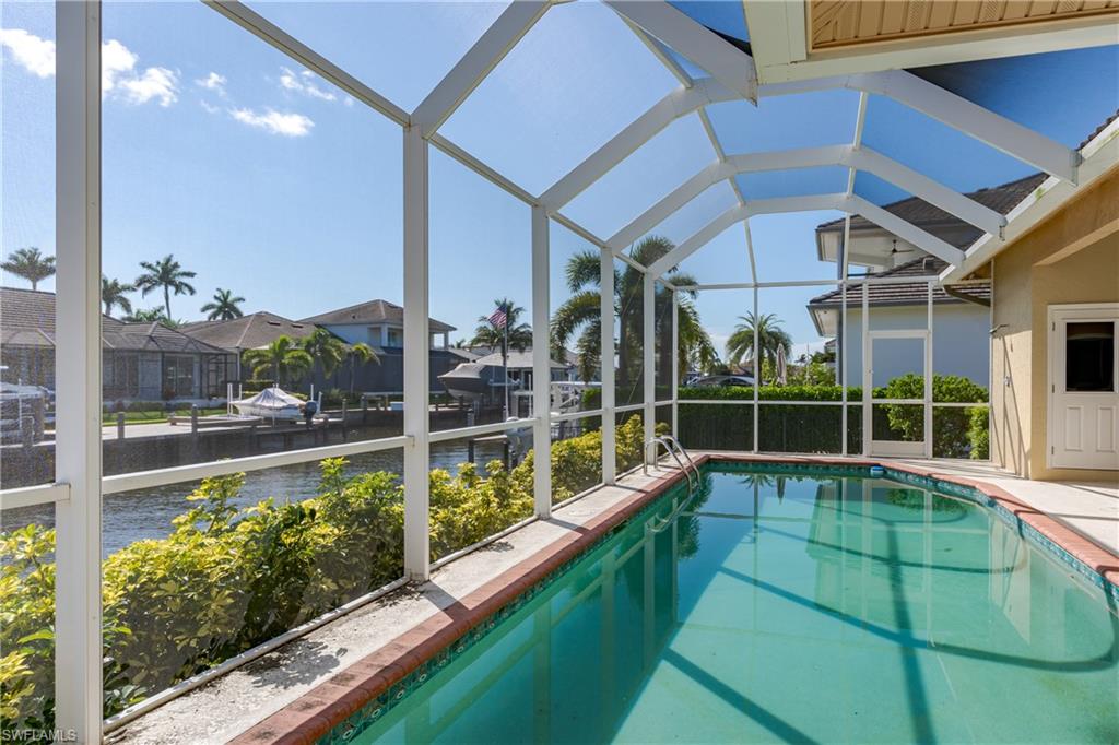 MARCO BEACH - Residential