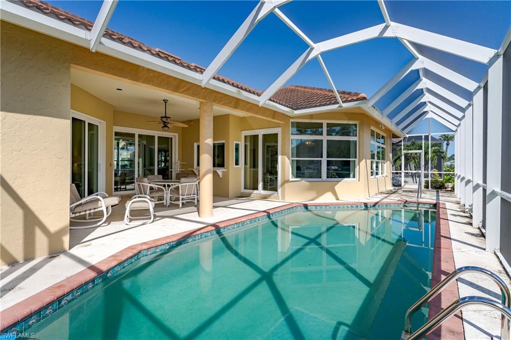 MARCO BEACH - Residential