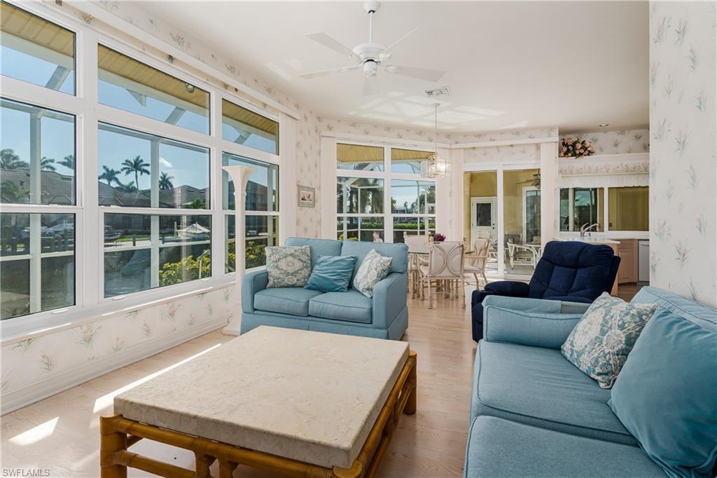 MARCO BEACH - Residential