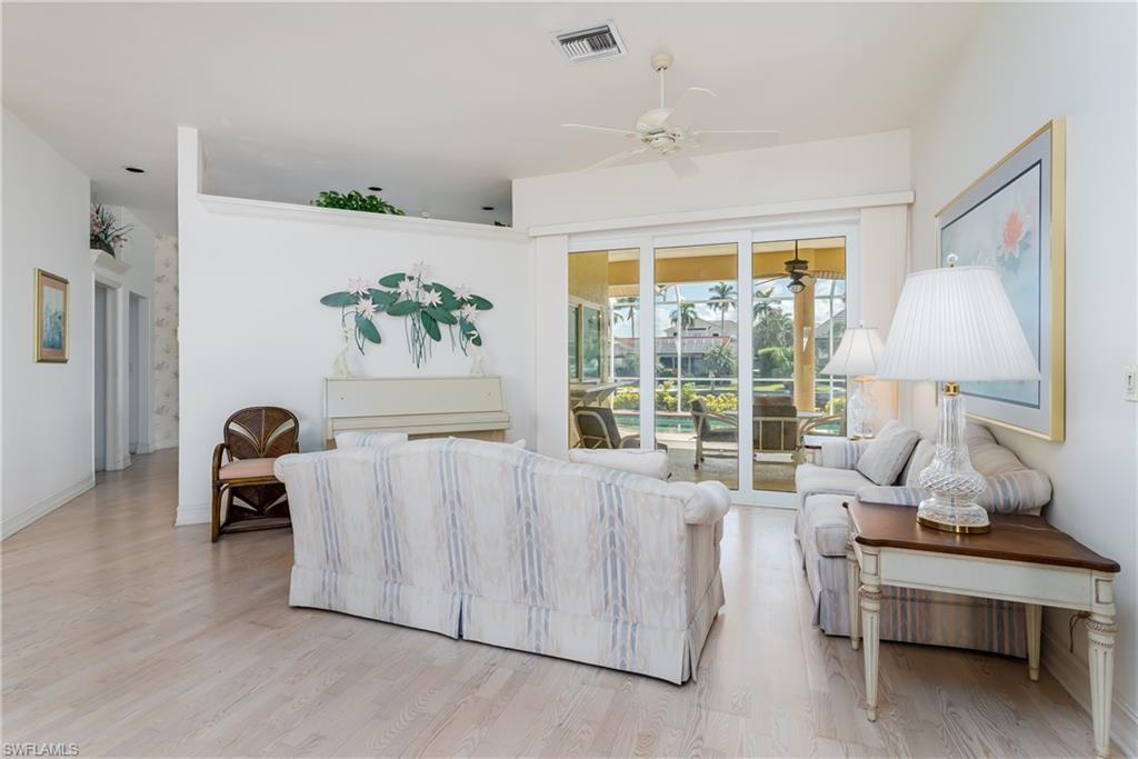 MARCO BEACH - Residential