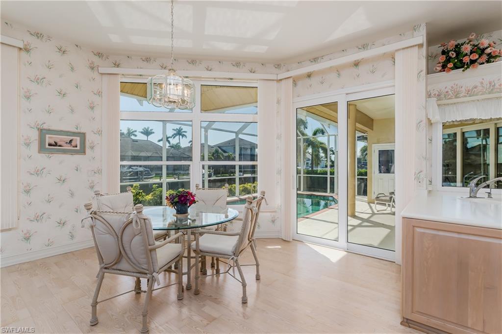 MARCO BEACH - Residential