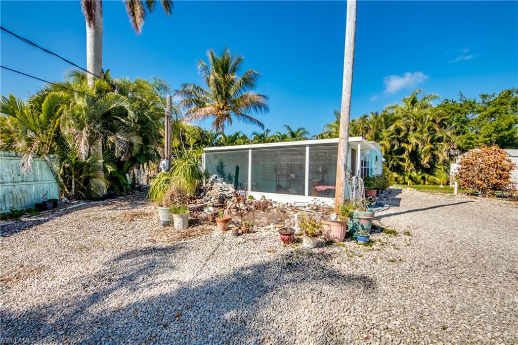 LULOMA ACRES UNRECORDED SUBDIVISION - Residential