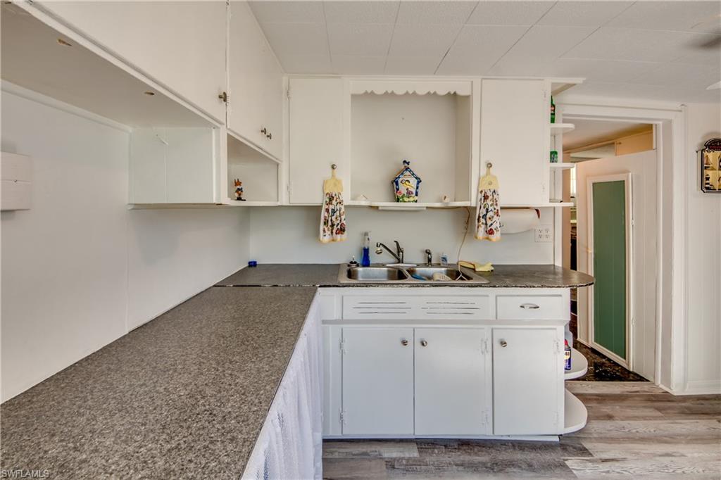 LULOMA ACRES UNRECORDED SUBDIVISION - Residential