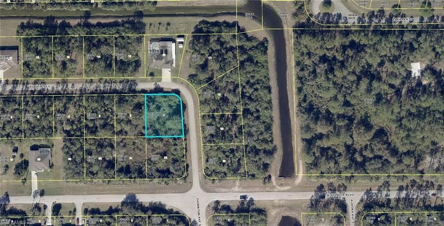 Excellent oversized corner lot in Twin Lake Estates!  Located at the corner of Porter and Thornton this great lot has easy access to Bell Blvd and just a short drive to the newly expanded HWY 82, Fort Myers and Punta Gorda airports, two spring training facilities and beaches!