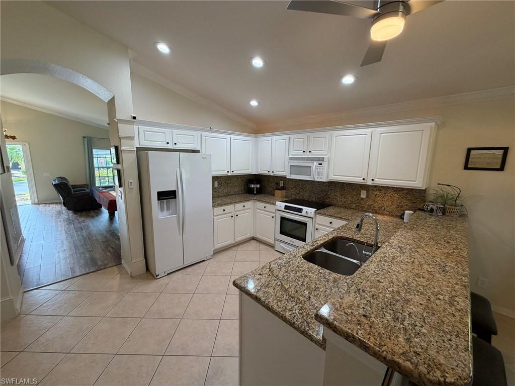 DANFORTH LAKES - Residential